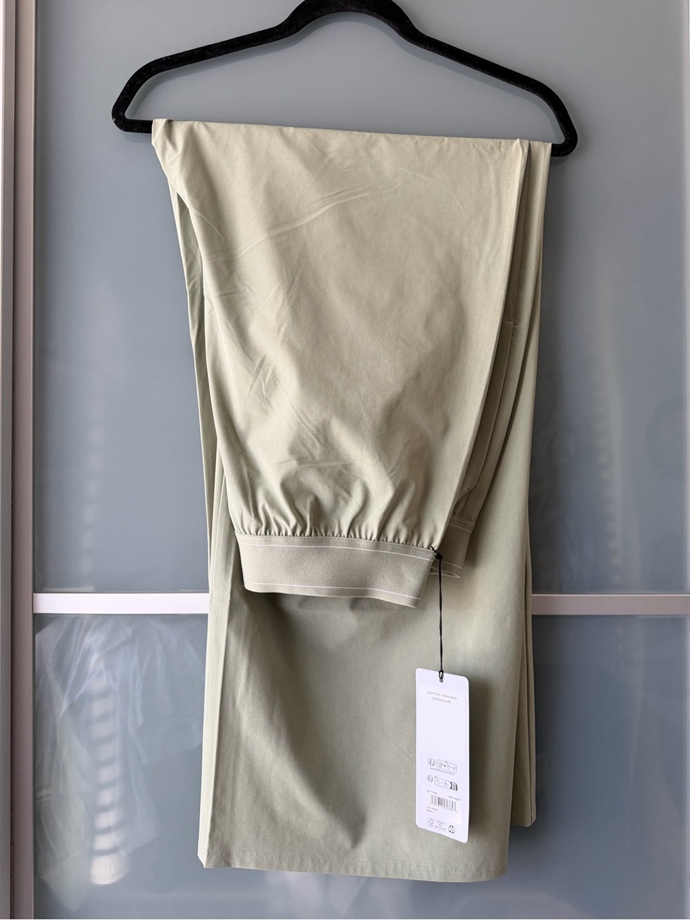 NWT ALO Yoga Suit Up Trouser (Regular) - Dune Grass - Picture 3 of 3